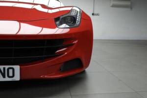 Immagine 37/50 di Ferrari FF (2011)