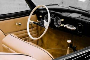 Image 28/50 of Volkswagen Karmann Ghia 1200 (1959)
