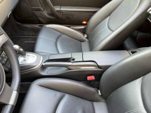 Image 18/57 de Porsche 911 Targa 4S (2010)
