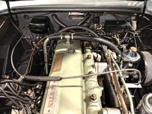 Imagen 60/72 de Austin-Healey 100/6 (BN4) (1957)