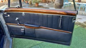 Image 28/61 de Mercedes-Benz 220 S Cabriolet (1957)