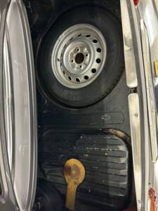 Image 22/35 de Alfa Romeo 2000 GT Veloce (1975)