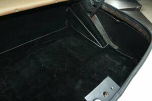 Image 37/50 of Jensen Interceptor  MK III (1974)