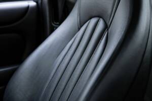 Image 31/42 of Jaguar XK8 4.0 (1999)