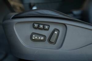 Immagine 35/50 di Alfa Romeo Brera 3.2 JTS Q4 (2006)