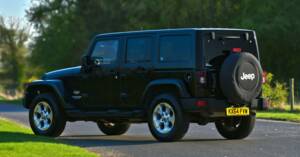 Image 13/50 de Jeep Wrangler Sahara 4.0L (2014)