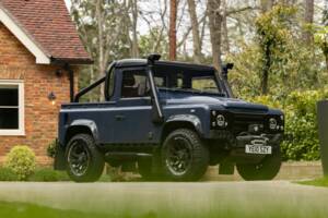 Image 25/43 of Land Rover Defender 90 (2010)