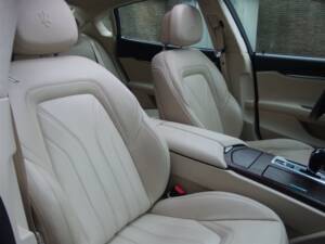 Image 41/90 of Maserati Quattroporte GTS (2013)