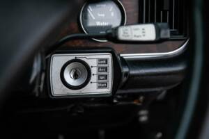 Bild 40/50 von Jaguar XJ 5.3 C (1978)
