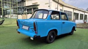 Image 12/45 of Trabant 601 (1966)