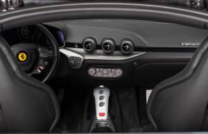 Imagen 24/40 de Ferrari F12berlinetta (2014)