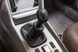 Image 15/32 of Mercedes-Benz 350 SLC (1971)