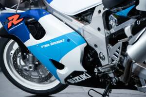 Bild 18/50 von Suzuki DUMMY (1999)