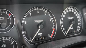 Bild 29/40 von Aston Martin DB 7 Vantage (2000)