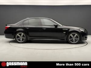 Afbeelding 4/15 van BMW M5 (2005)