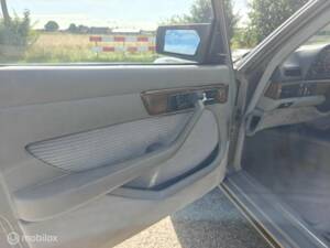 Bild 17/39 von Mercedes-Benz 420 SEL (1986)