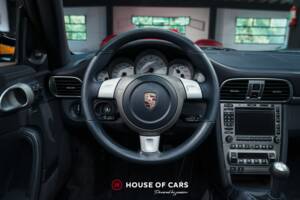 Bild 18/25 von Porsche 911 Carrera S (2005)