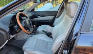 Image 15/50 de Alfa Romeo 166 2.5i V6 24V (2001)