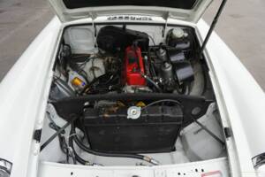 Image 44/54 de MG MGB GT (1974)