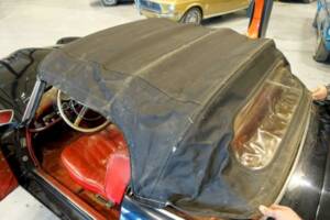 Image 22/43 of Mercedes-Benz 190 SL (1962)