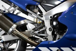 Bild 28/50 von Yamaha YZF 1000 R1 (1998)