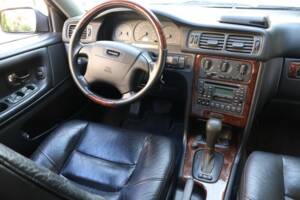 Bild 24/40 von Volvo V 70 2.0 T5 (1997)