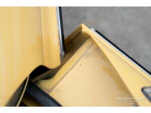 Image 28/50 of Volvo 1800 ES (1972)