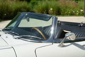 Bild 18/50 von Jaguar E-Type (1968)