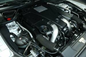 Image 38/50 of Mercedes-Benz SL 500 (2015)