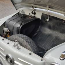 Image 22/73 of FIAT 600 (1955)