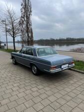 Imagen 3/10 de Mercedes-Benz 280 SE 3,5 (1972)