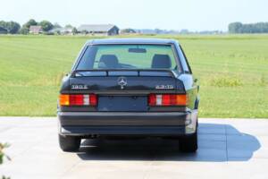 Immagine 30/50 di Mercedes-Benz 190 E 2.3-16 (1986)