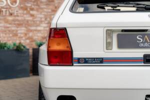 Imagen 91/96 de Lancia Delta HF Integrale Evoluzione I "Martini 5" (1992)