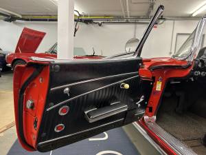 Image 17/41 of Chevrolet Corvette (1962)