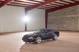Bild 21/55 von Jaguar XKR (2000)