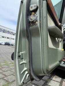Bild 8/15 von BMW 735i (1984)