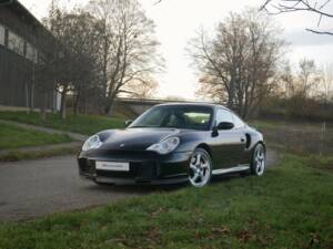 Bild 32/32 von Porsche 911 Turbo (WLS) (2004)