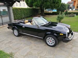 Bild 16/30 von FIAT Spider 2000 (1980)