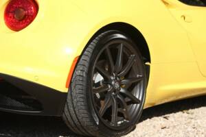 Image 45/50 of Alfa Romeo 4C Spider (2018)