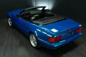 Image 37/50 de Mercedes-Benz SL 500 (1997)