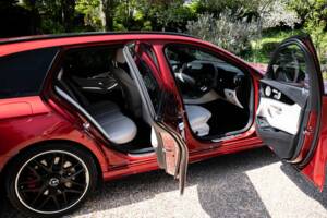 Image 16/45 de Mercedes-Benz AMG E 63 S 4MATIC+ T (2021)