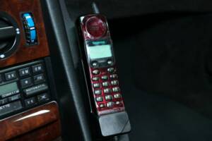 Immagine 29/50 di Mercedes-Benz 560 SEC (1990)