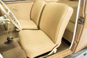 Immagine 12/19 di Volkswagen Maggiolino 1200 Export "Oval" (1957)