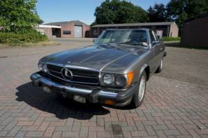 Image 5/36 de Mercedes-Benz 560 SL (1986)