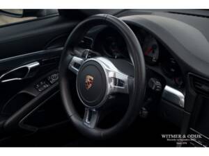 Bild 13/35 von Porsche 911 Carrera S (2012)