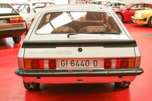 Image 11/34 of Ford Capri 2,8i (1981)