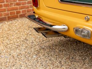 Bild 32/62 von Aston Martin DB 6 Mk II (1970)