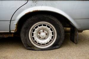 Bild 35/50 von Mercedes-Benz 280 TE (1983)