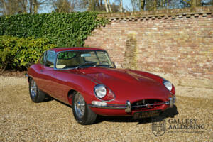 Afbeelding 43/50 van Jaguar E-Type (1968)