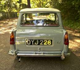 Image 7/50 of Riley Elf Mark I (1963)